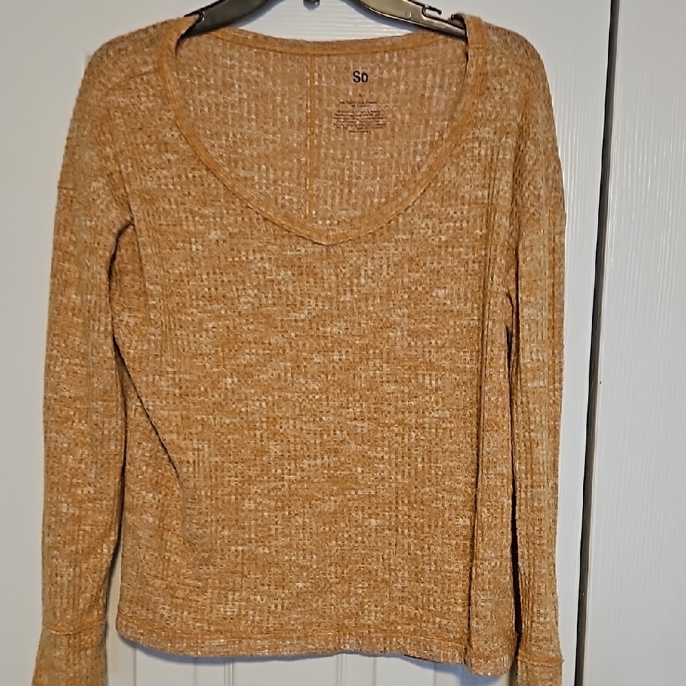 Ribbed V-Neck Long Sleeve Soft Top